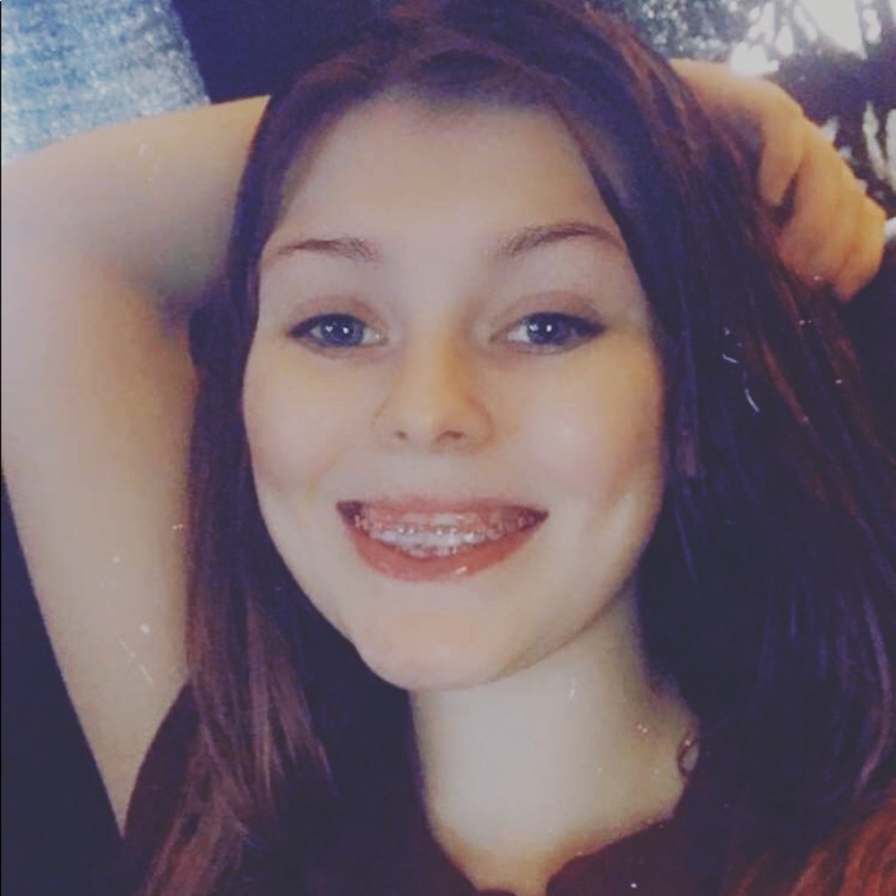 Meet your Posher, Kelly